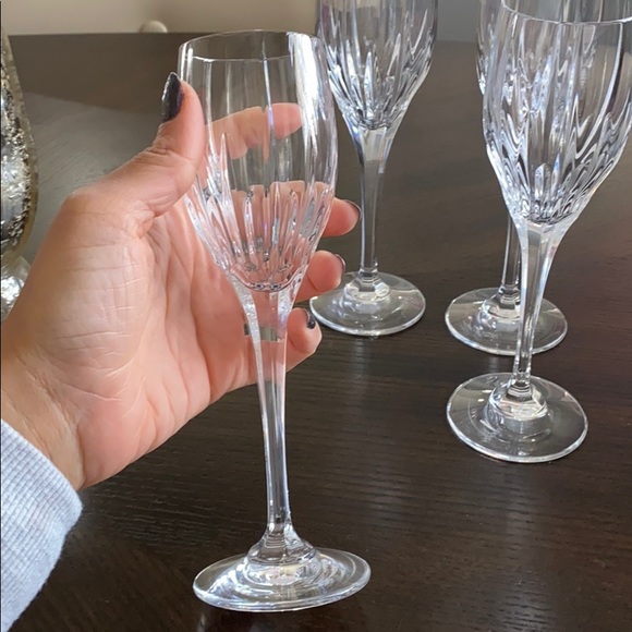 Mikasa Arctic Light White Wine Glass - Picture 2 of 3